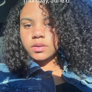 Meet your Posher, Kiera